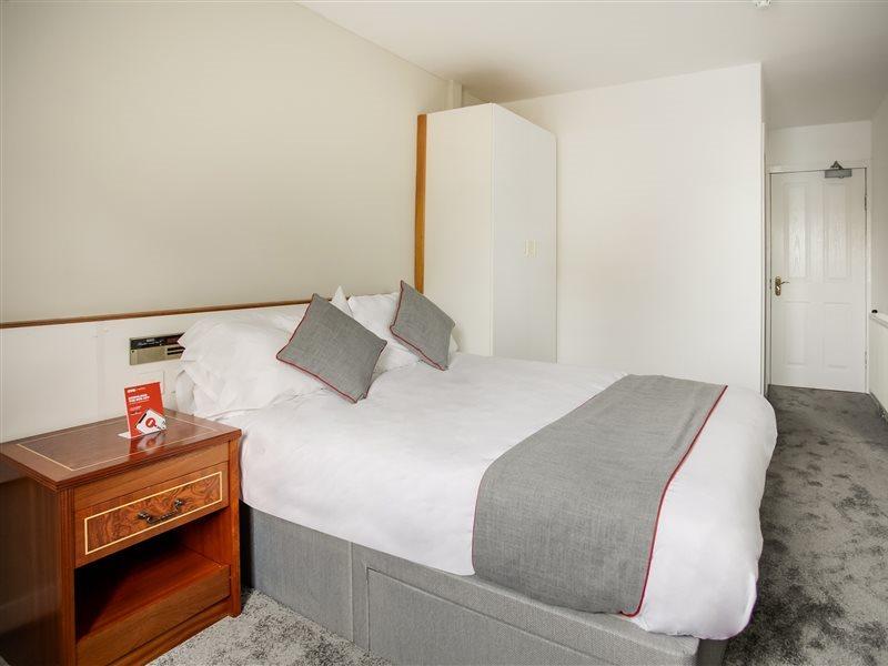 Oyo Glenpark Hotel, Ayr Central מראה חיצוני תמונה