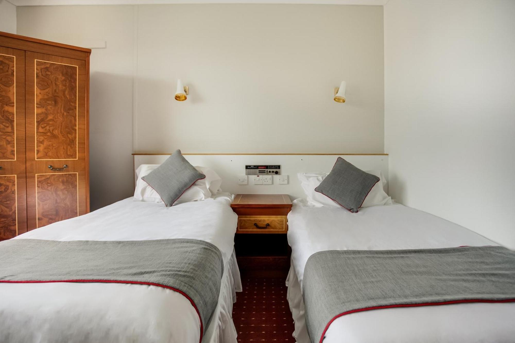 Oyo Glenpark Hotel, Ayr Central מראה חיצוני תמונה