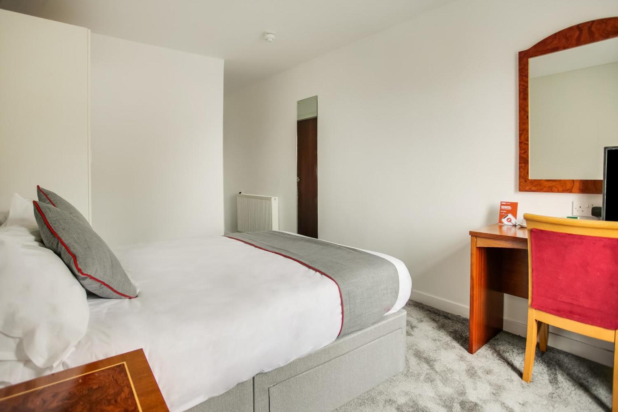 Oyo Glenpark Hotel, Ayr Central מראה חיצוני תמונה